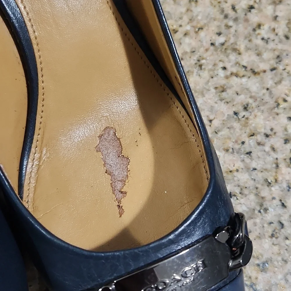 Coach heels - Picture 2 of 5